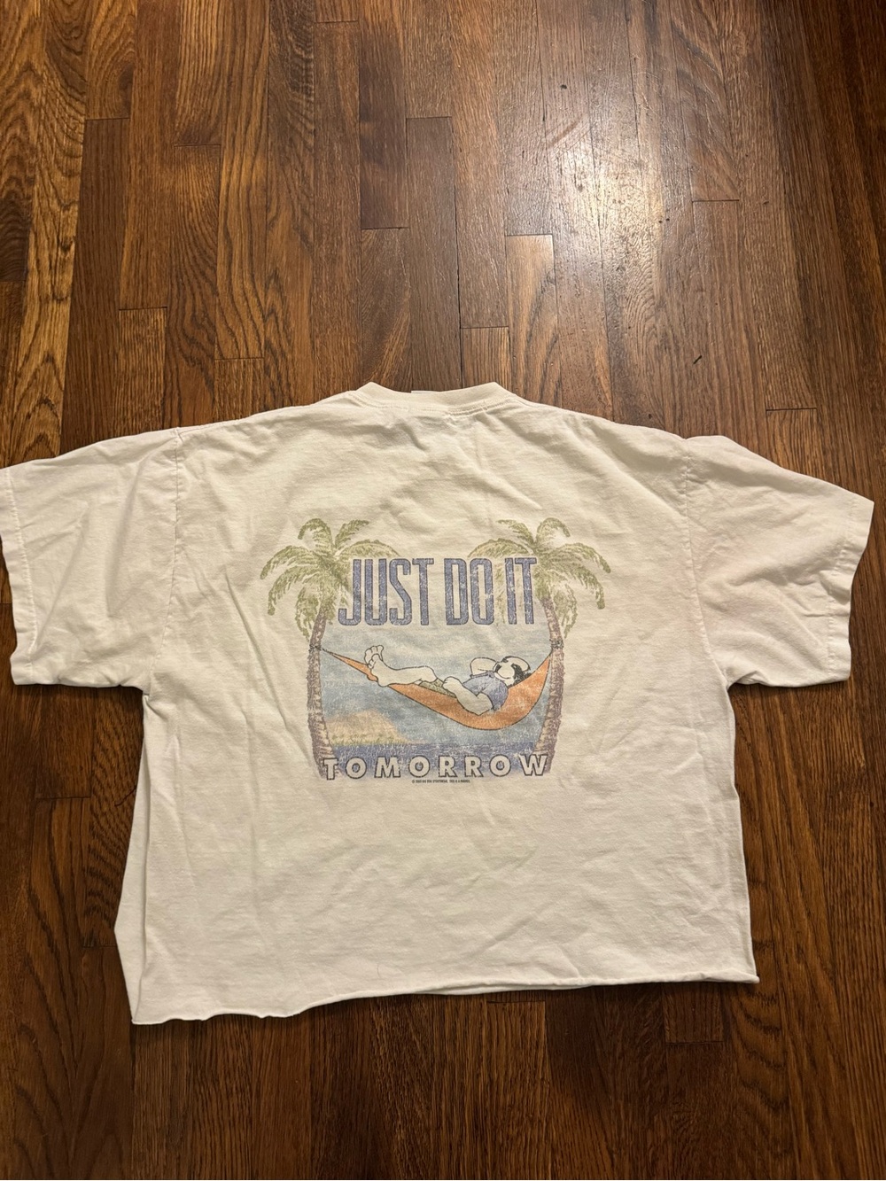 Vintage big dogs cropped tshirt size XL
